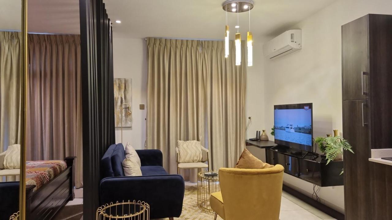 Embassy Gardens Luxury Suites Cpg Akra Dış mekan fotoğraf