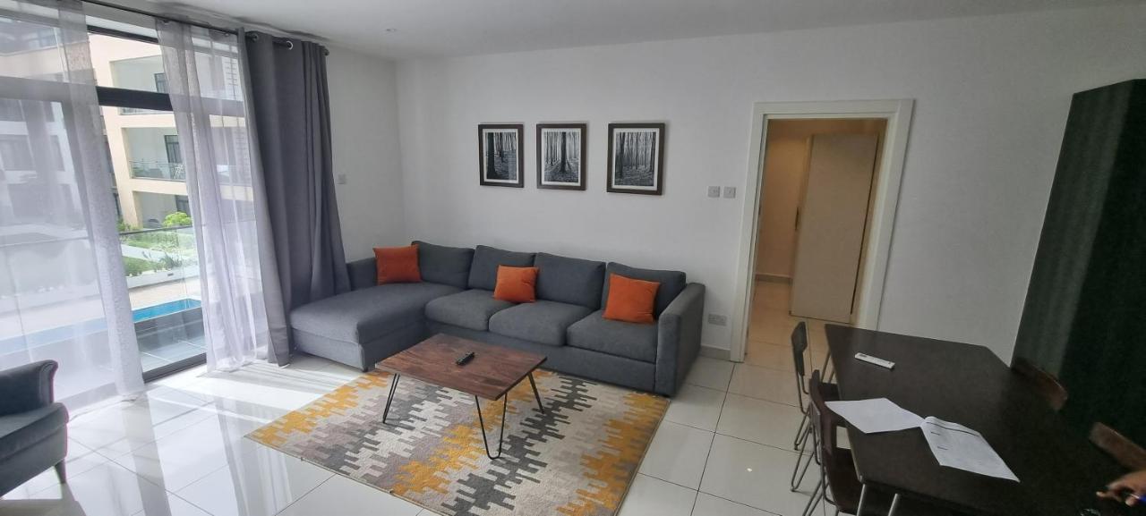 Embassy Gardens Luxury Suites Cpg Akra Dış mekan fotoğraf