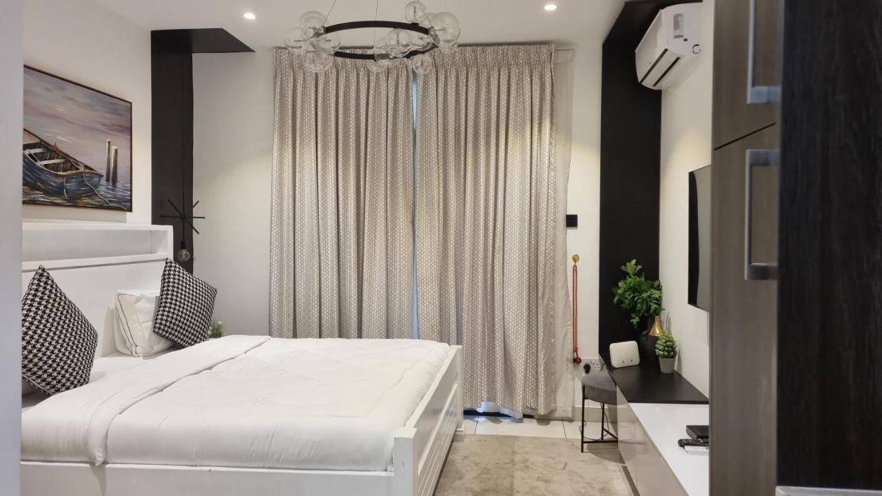 Embassy Gardens Luxury Suites Cpg Akra Dış mekan fotoğraf
